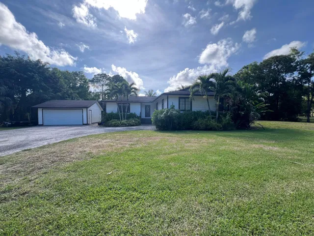 Residence photo 39