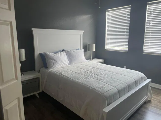  Residence photo 8