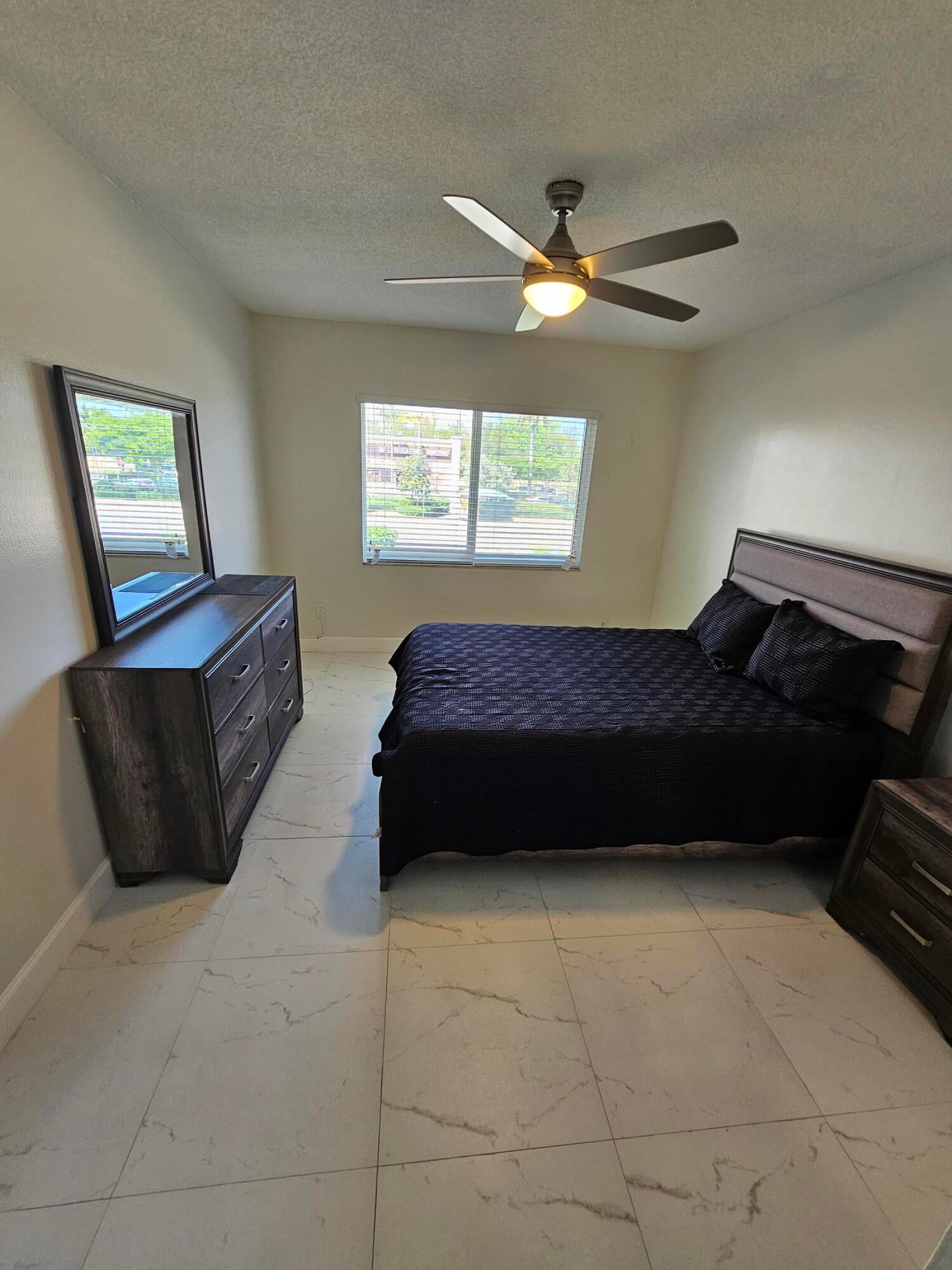 Unit 208 photo 13