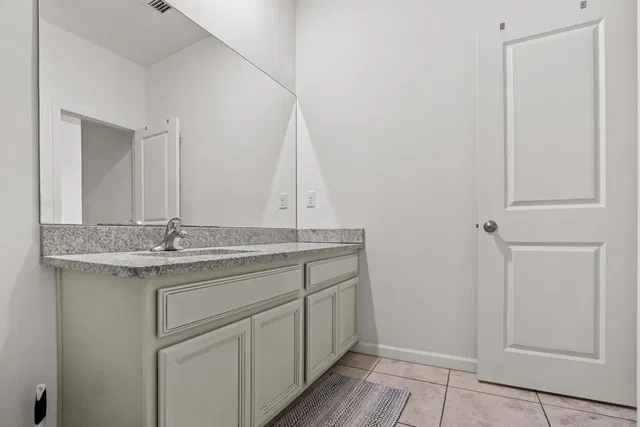 Residence photo 23