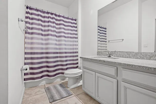 Residence photo 24