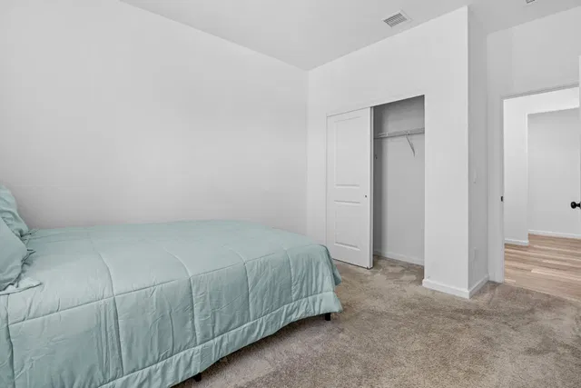 Residence photo 33