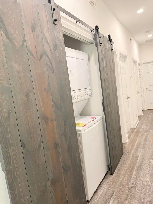 Residence photo 6