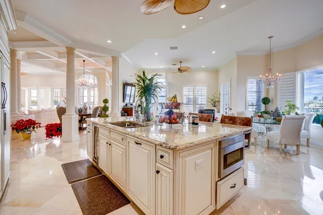 Singer Island Residence photo 13