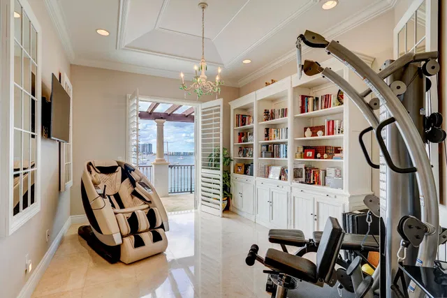 Singer Island Residence photo 18