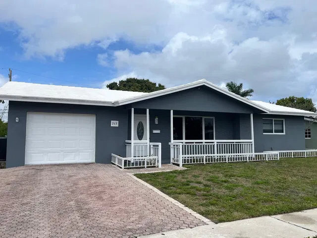 Residence photo 2