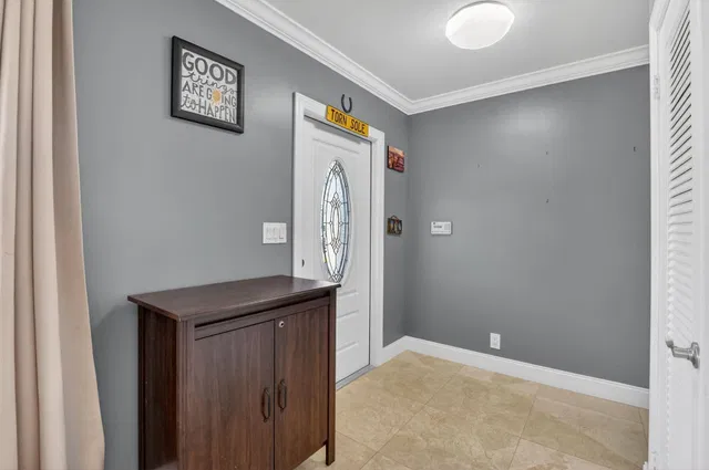 Residence photo 6