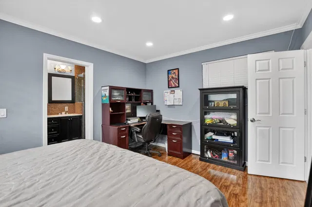 Residence photo 27