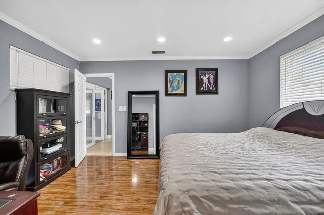 Residence photo 28