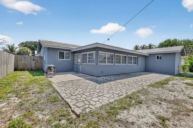 Residence photo 48