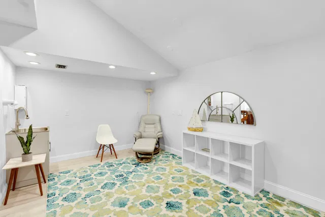 Unit 102 photo 47