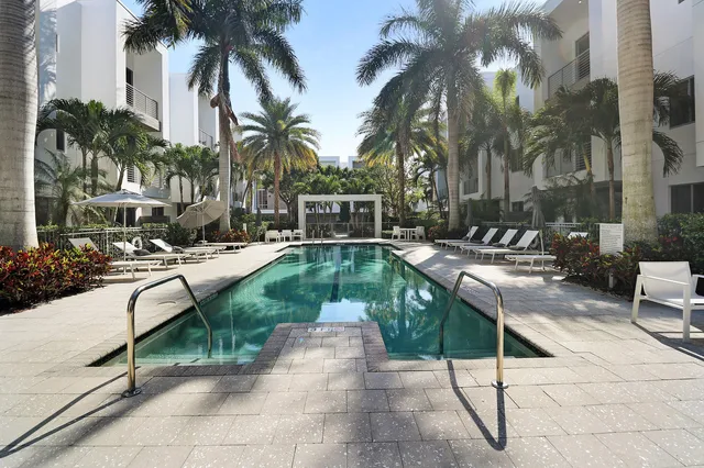 Moderne Boca Residence photo 11