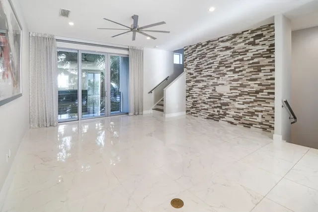 Moderne Boca Residence photo 15