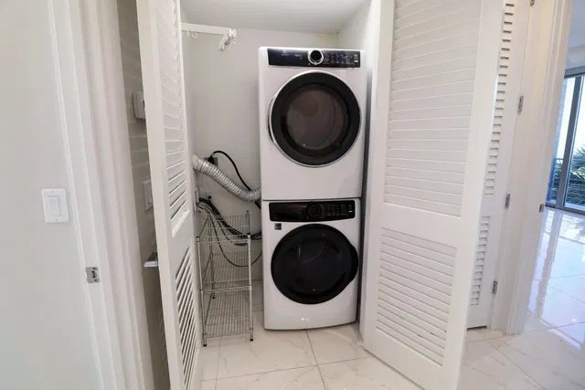 Moderne Boca Residence photo 34