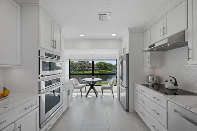 Jonathan's Landing Jupiter FL Unit 241 photo 9