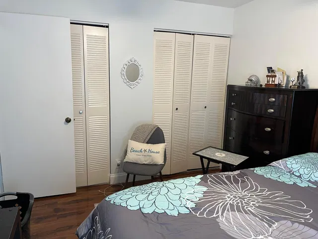 Unit 6549 photo 6