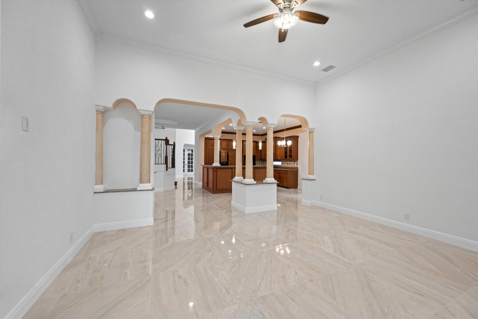  Residence photo 17