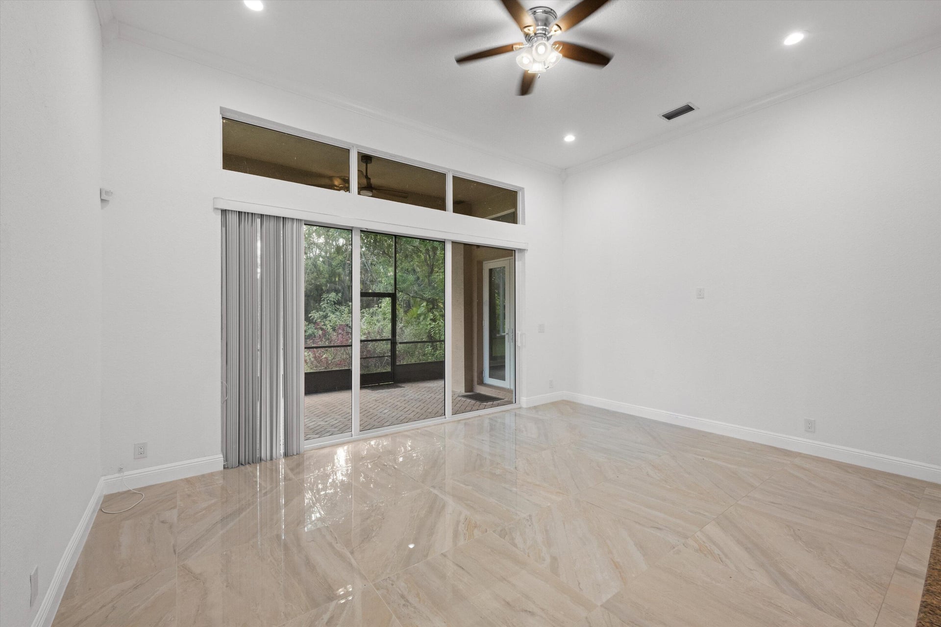  Residence photo 18