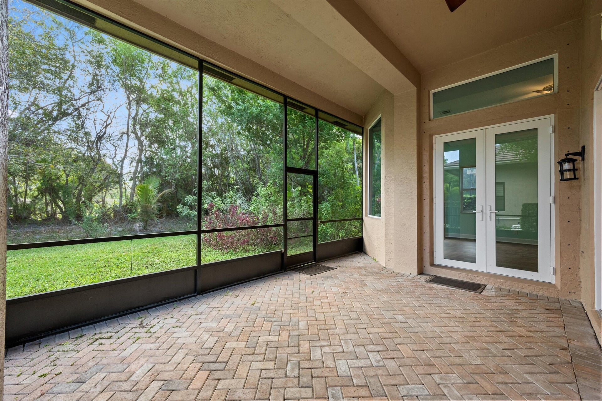  Residence photo 42