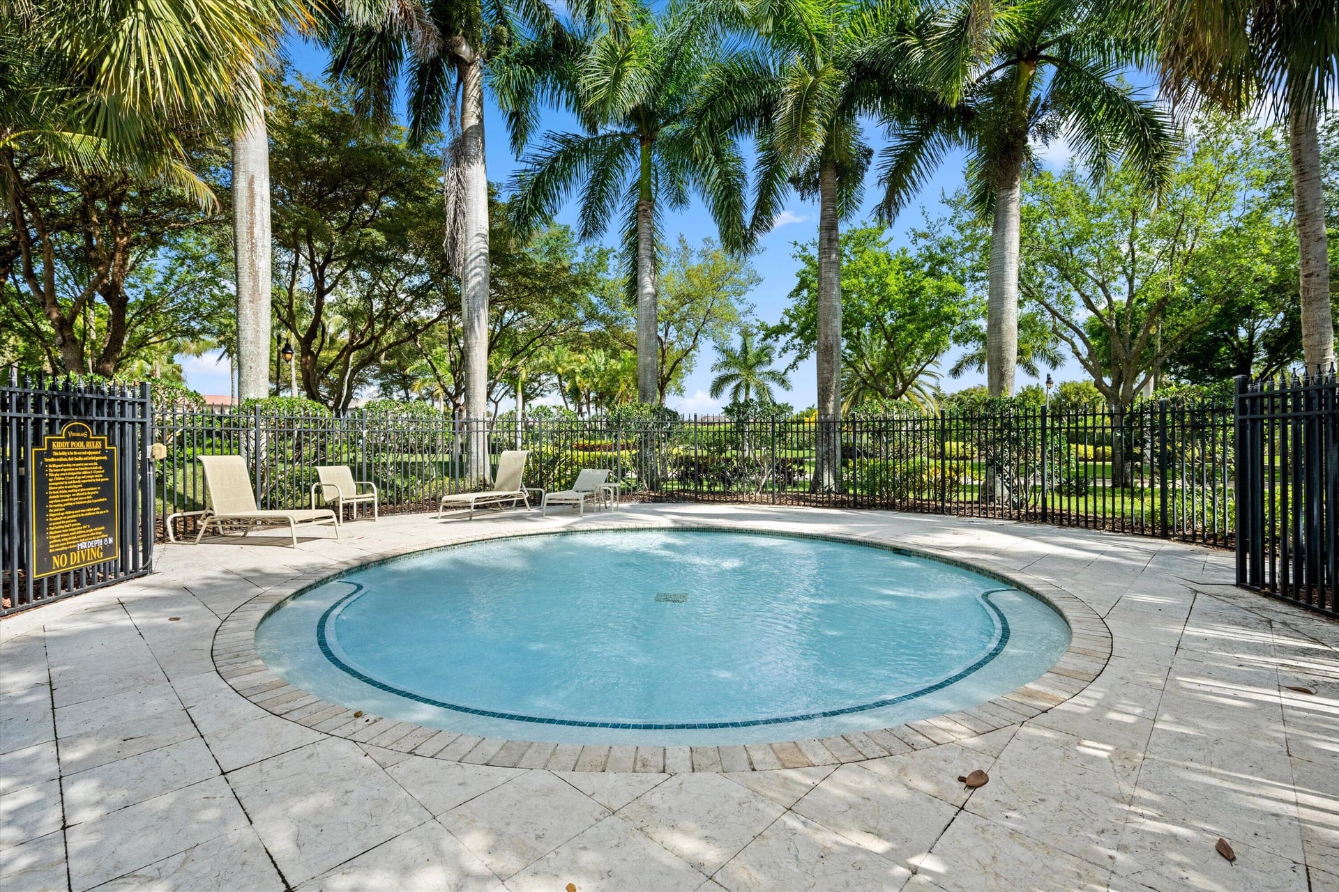  Residence photo 61