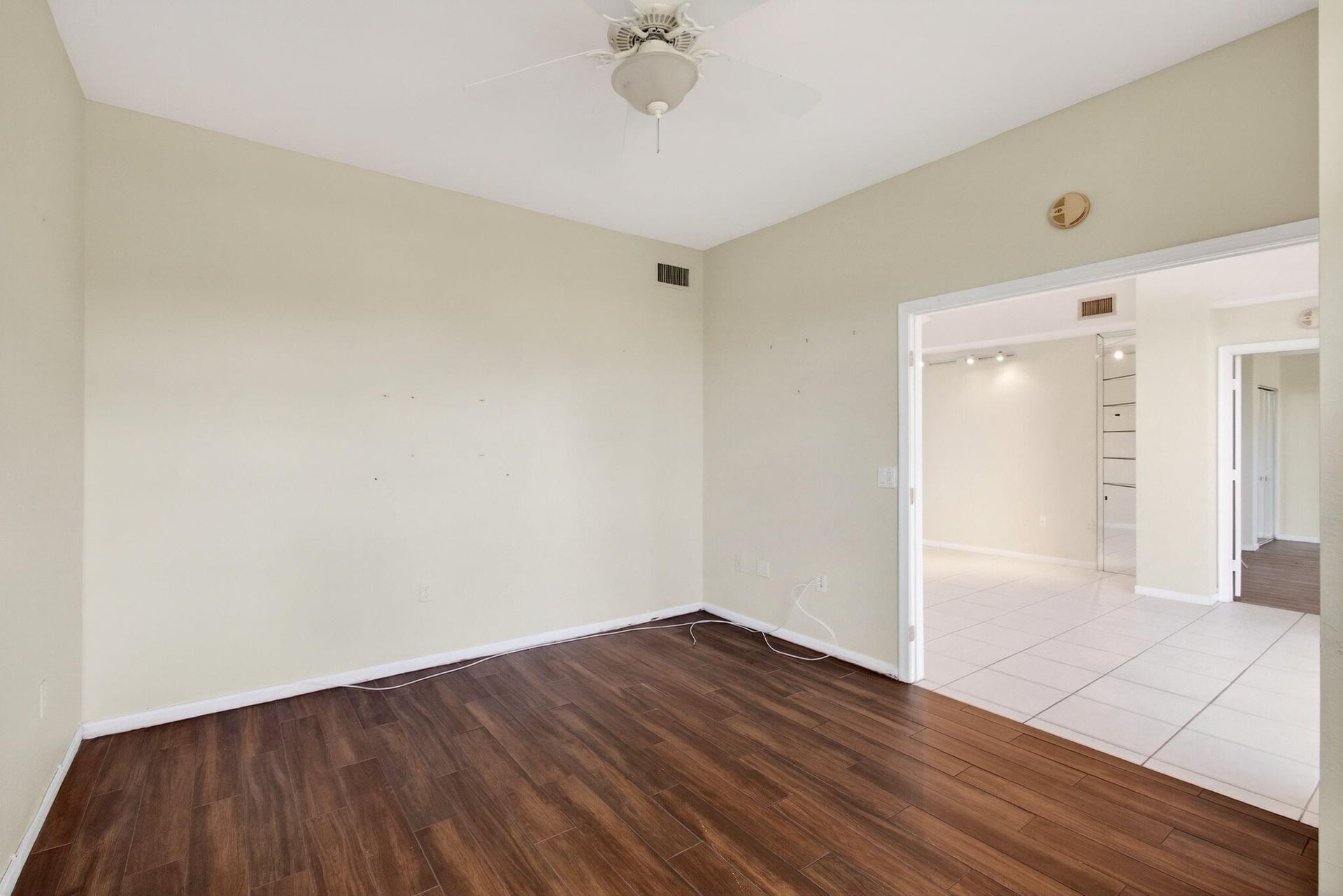Unit 102 photo 26