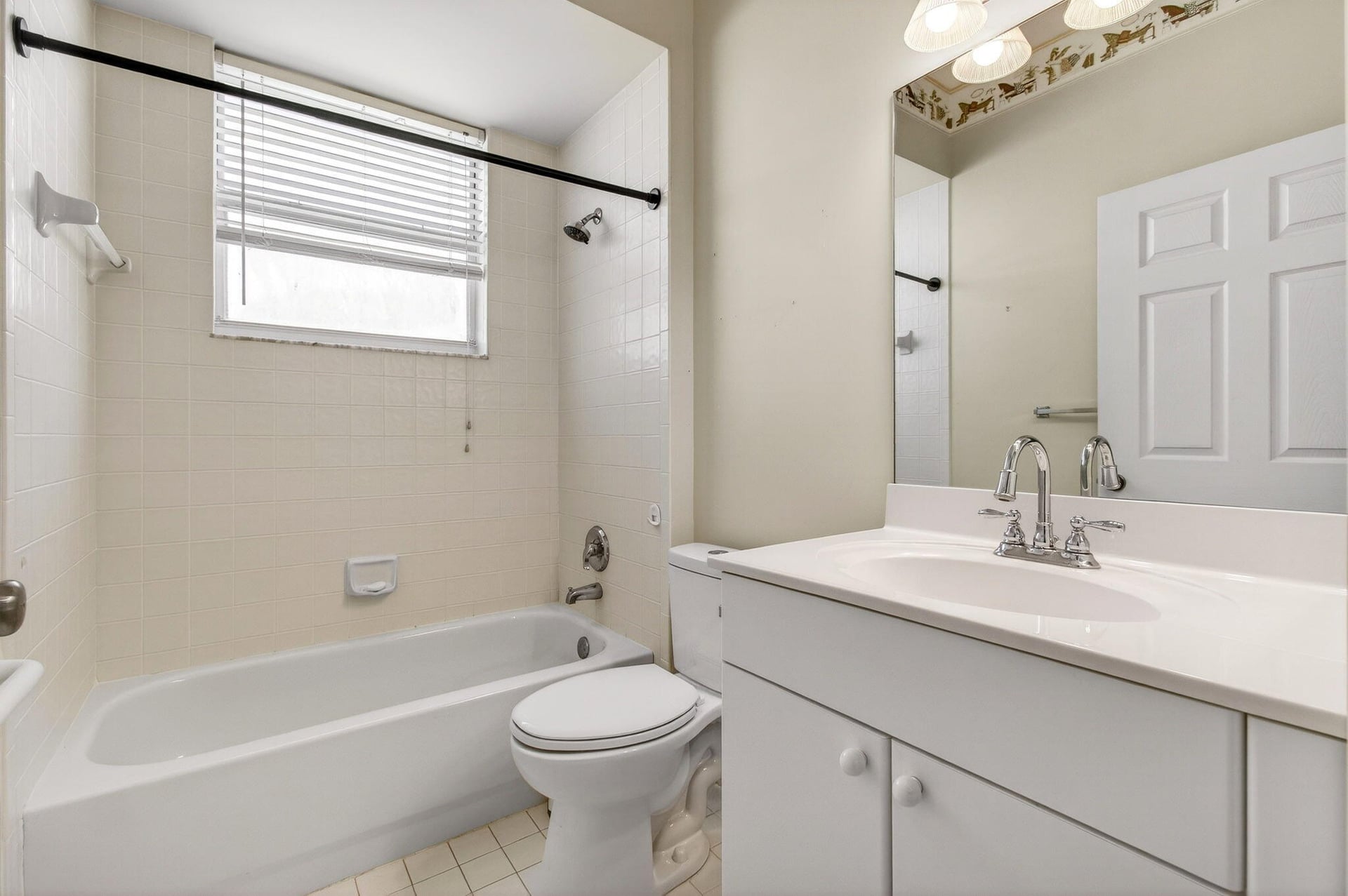 Unit 102 photo 59