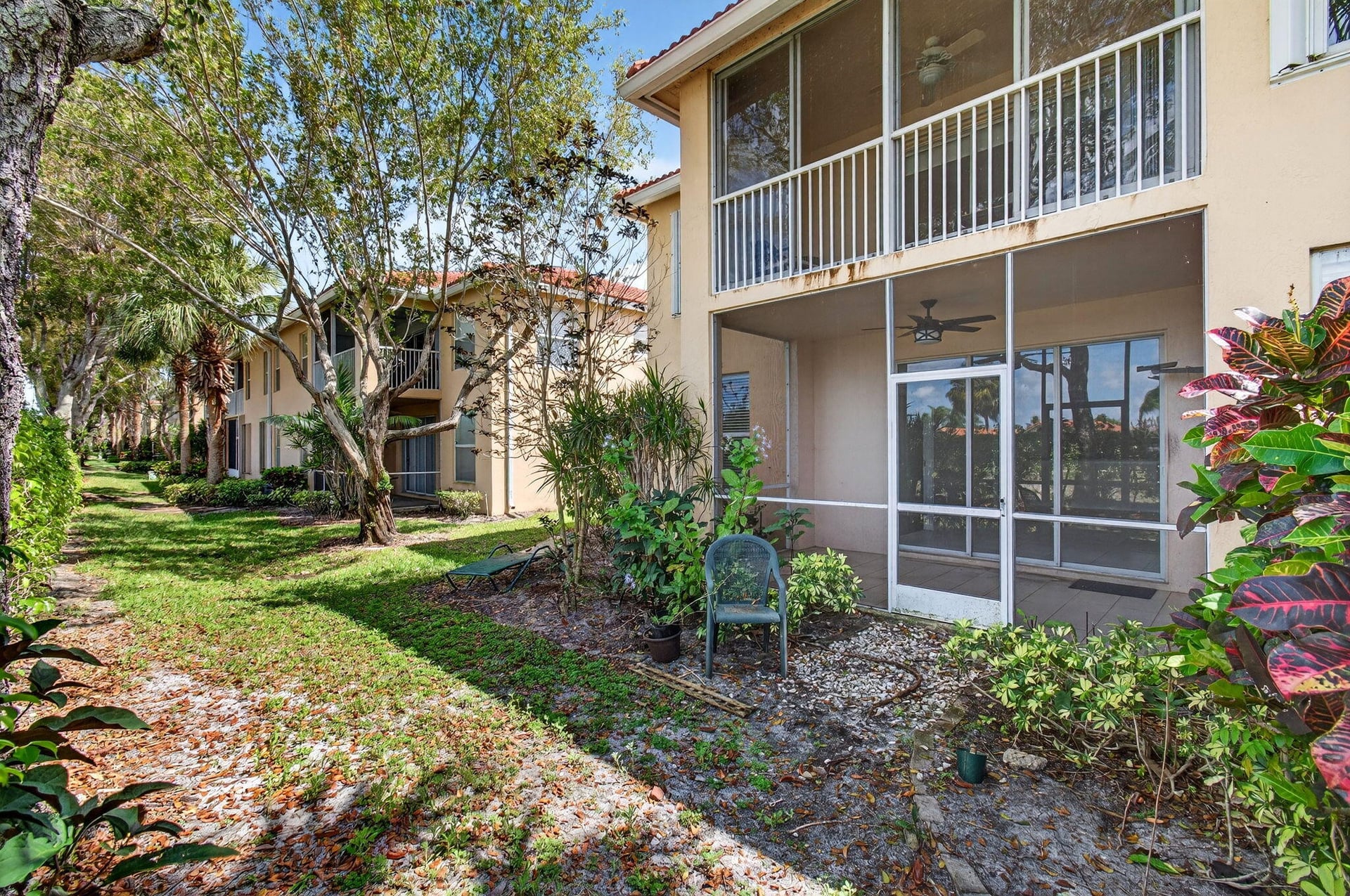 Unit 102 photo 66