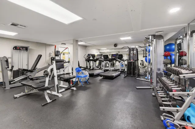 Unit 320 photo 66