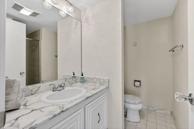 Singer Island Unit 408 photo 11