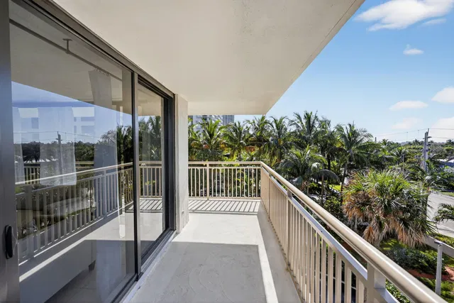 Singer Island Unit 408 photo 15