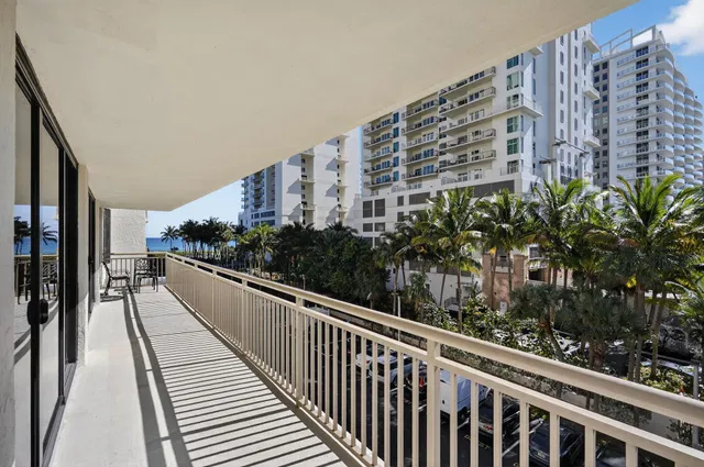 Singer Island Unit 408 photo 17