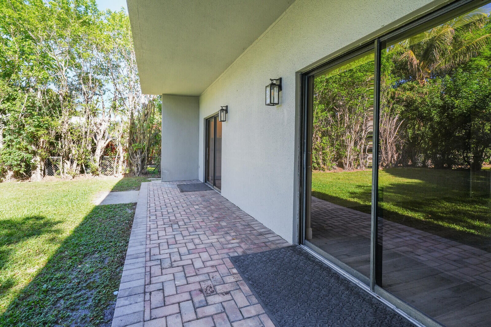 Unit 683,685 photo 29