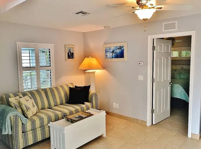 Residence photo 29