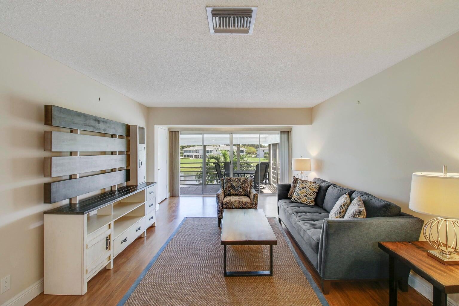  Unit 203 photo 5