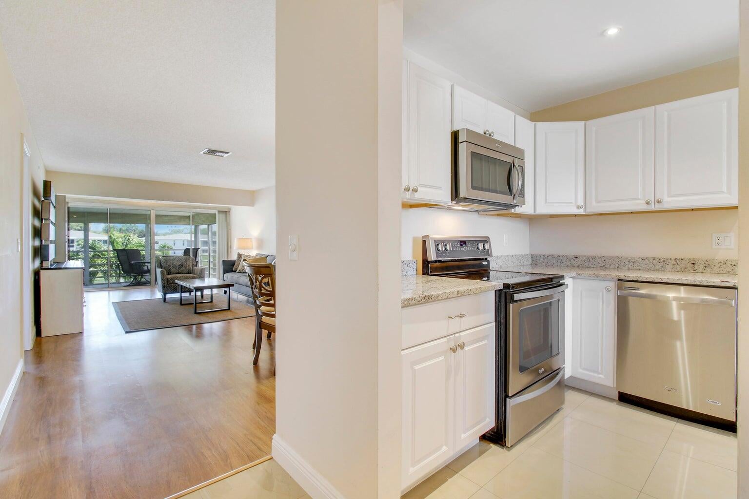  Unit 203 photo 8