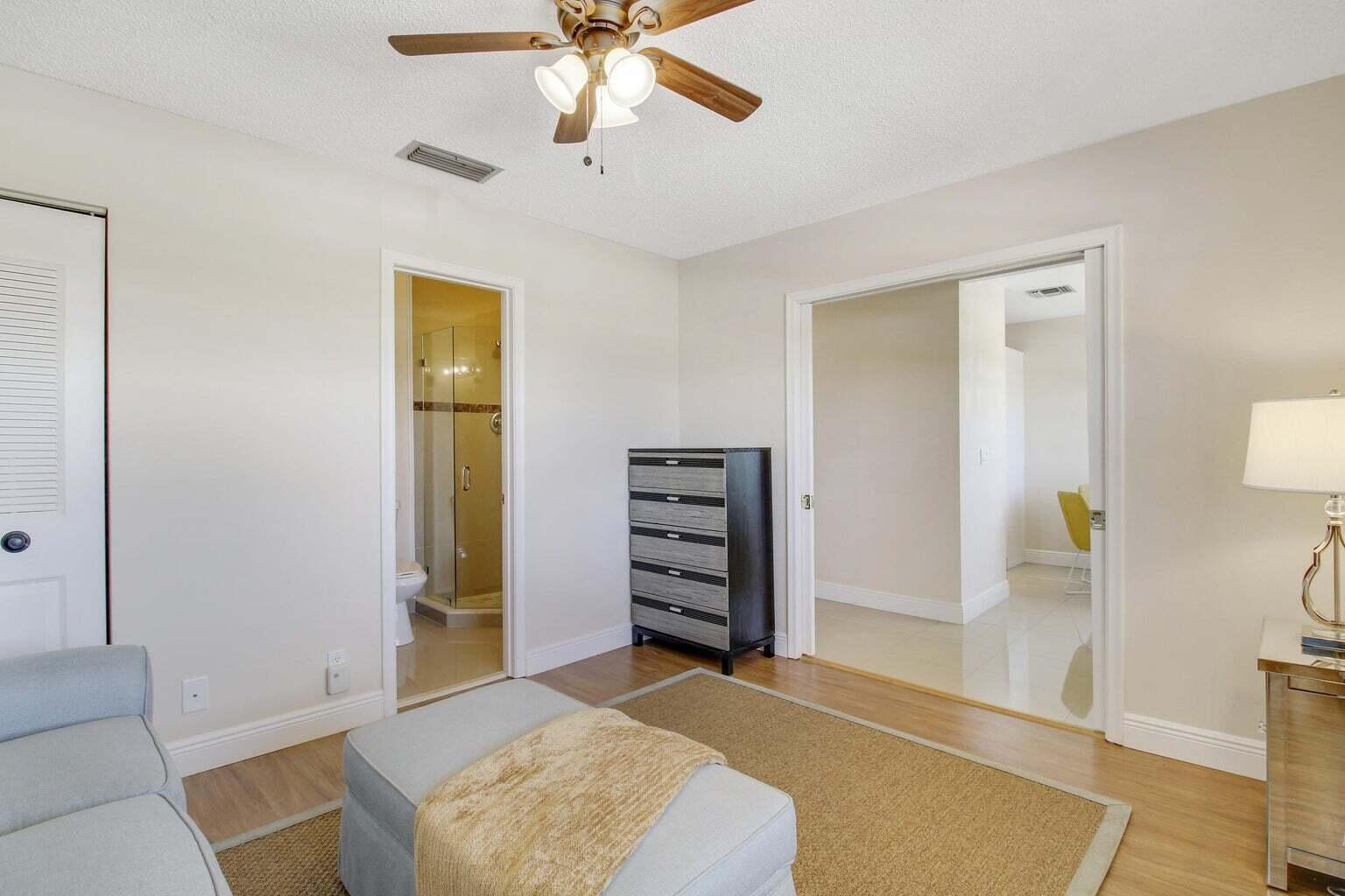  Unit 203 photo 18