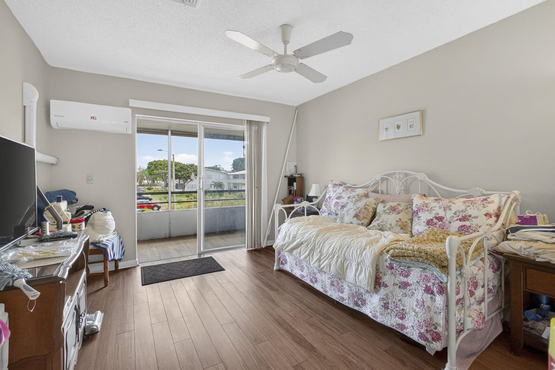  Residence photo 11