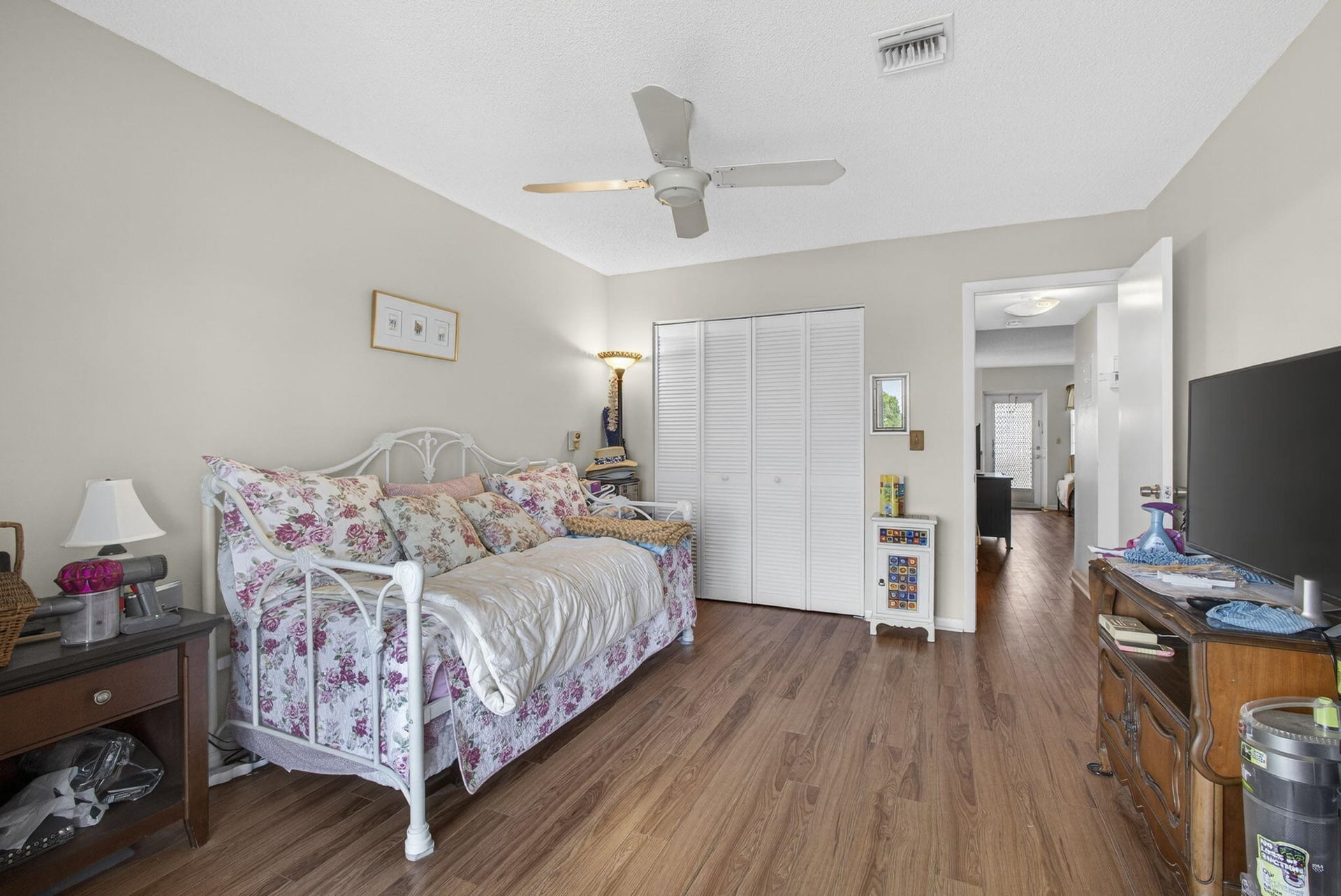  Residence photo 12
