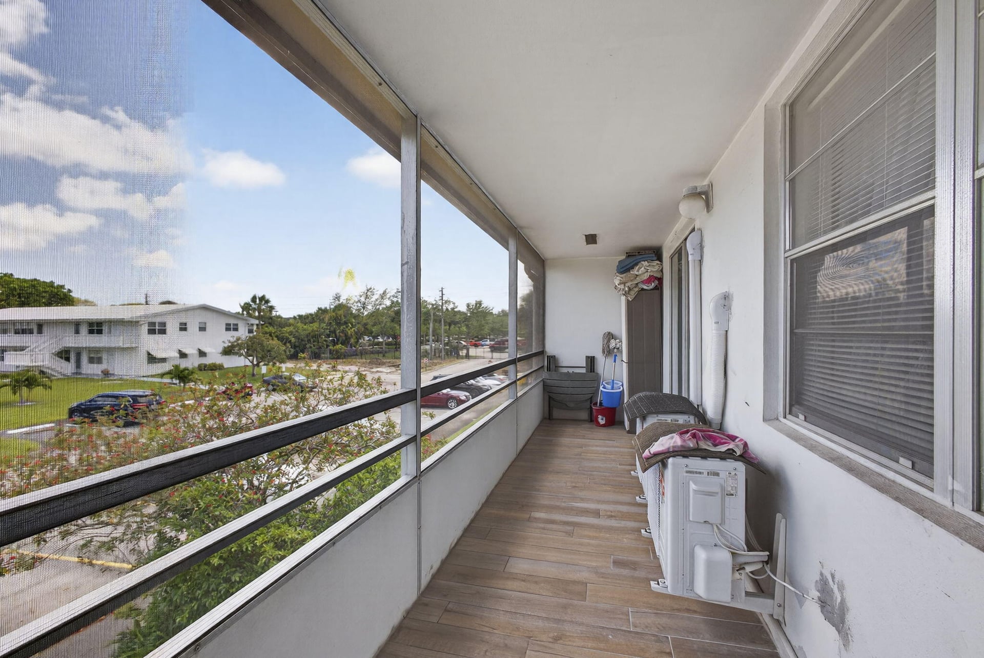 Residence photo 15