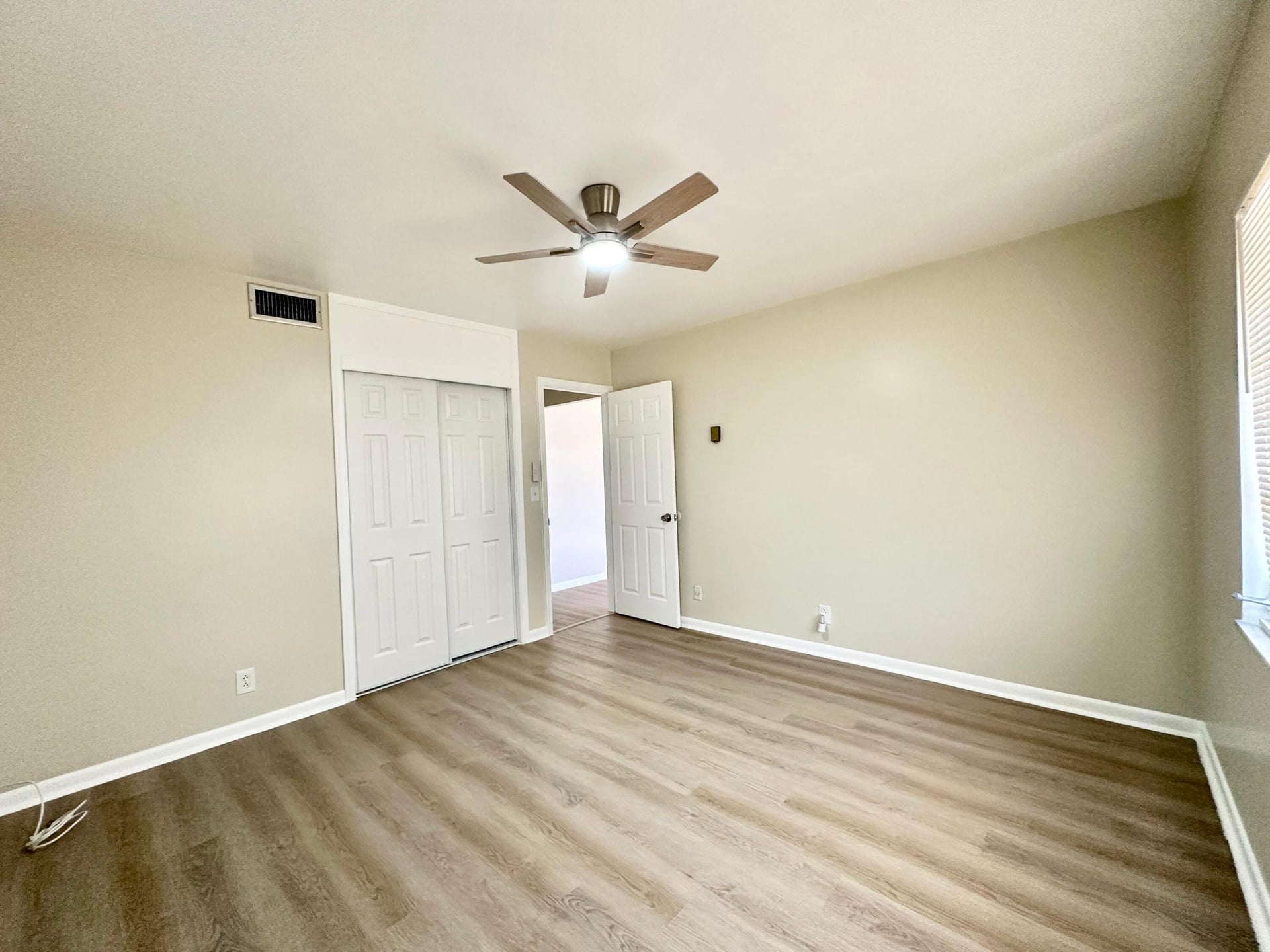 Unit 31 photo 9