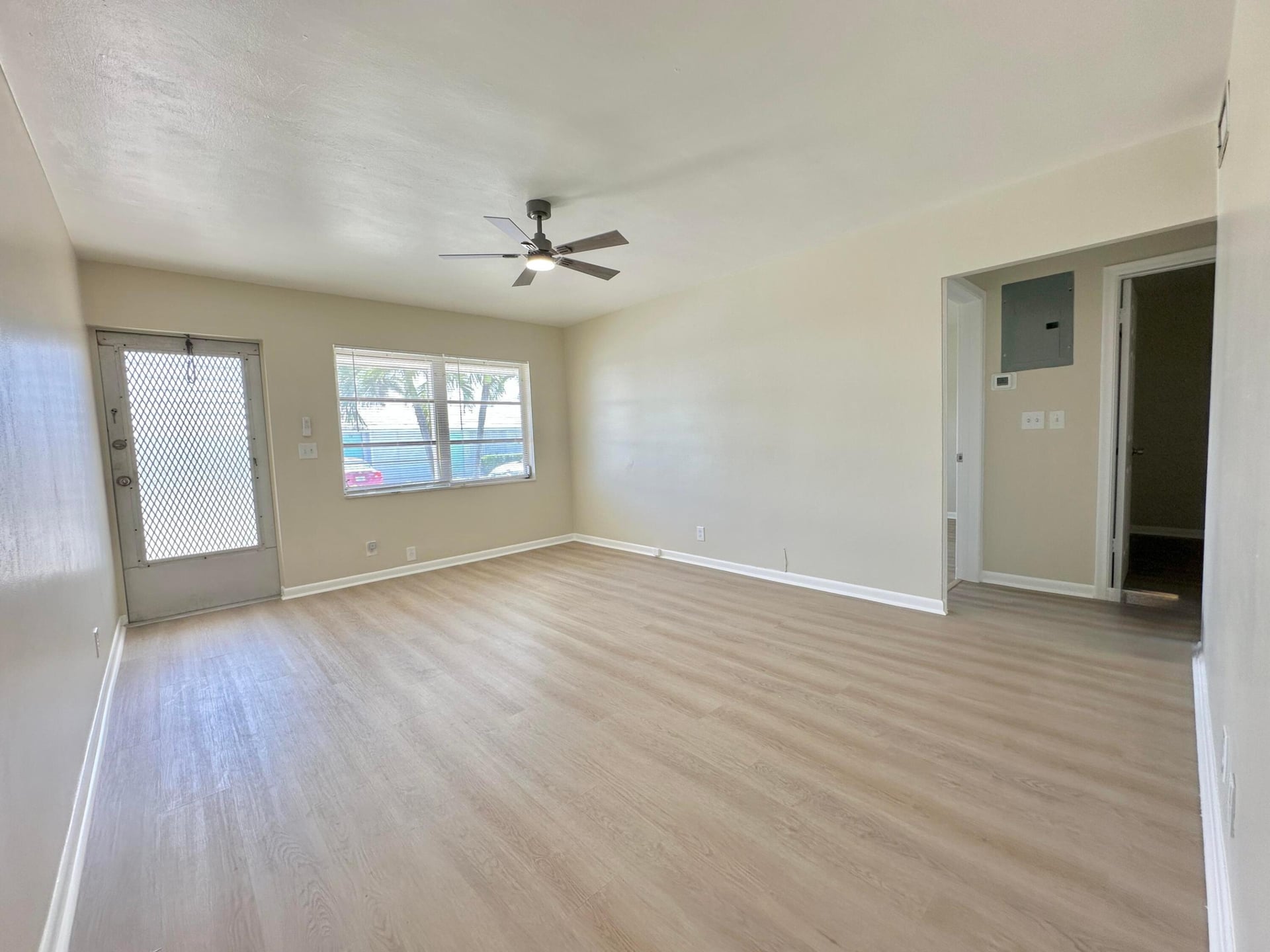 Unit 31 photo 18