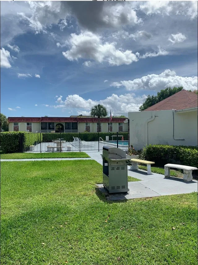 Unit 103 photo 23