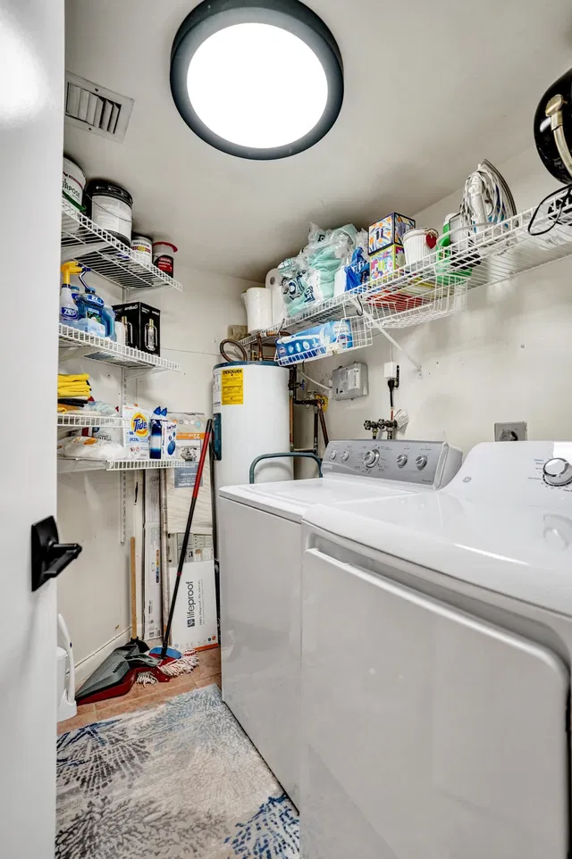 Unit 3305 photo 33