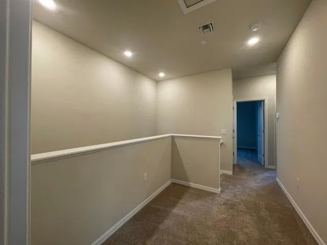 Residence photo 14