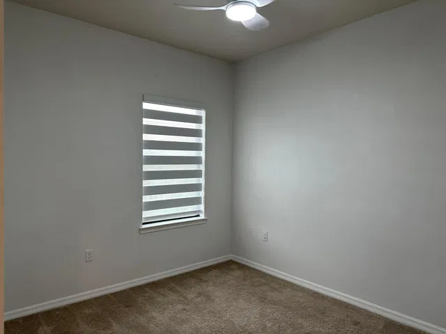 Residence photo 22