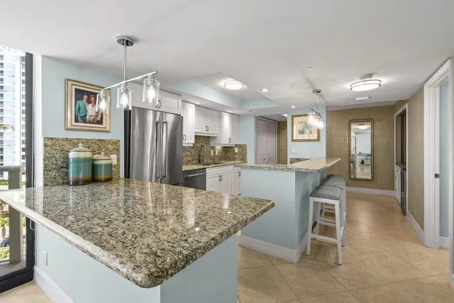 Tiara Singer Island Unit 9h photo 9