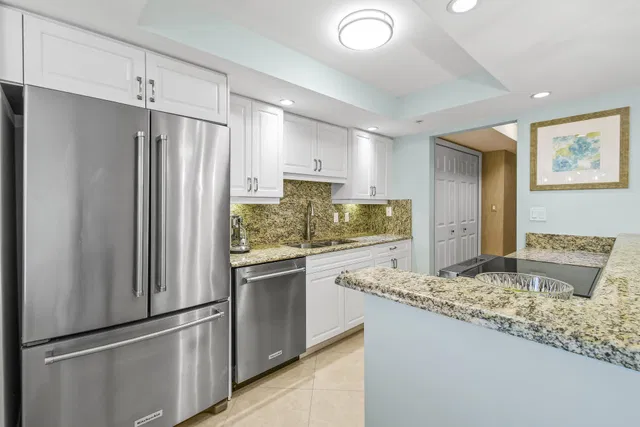 Tiara Singer Island Unit 9h photo 10