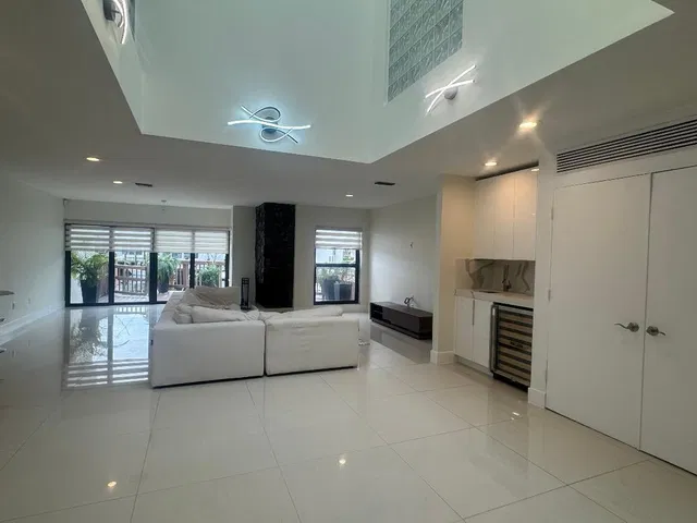 Residence photo 7