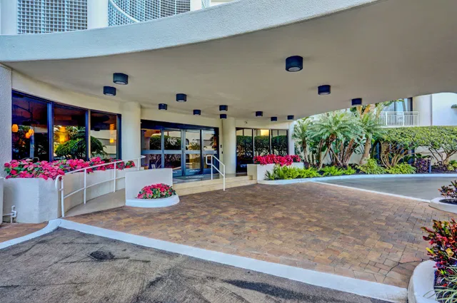 Tiara Singer Island Unit 18 G photo 14