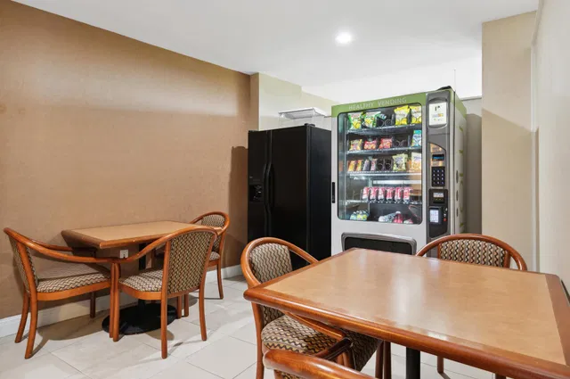 Tiara Singer Island Unit 18 G photo 22